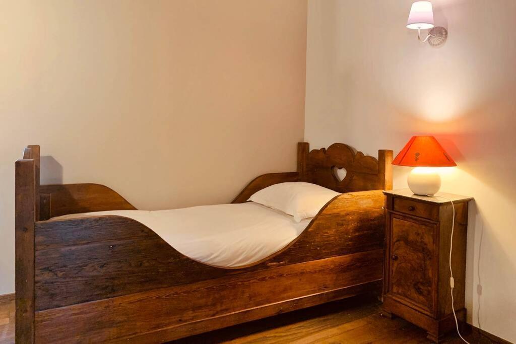 Charmante Maison De Village: Prestation De Qualite, Tout Confort, Terrasse Targassonne Kültér fotó